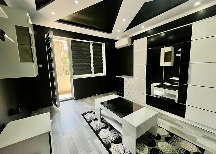 Modern Nostalgia * تارغوفيشته