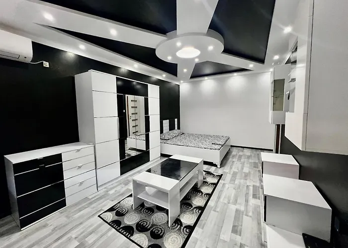 Modern Nostalgia شقة